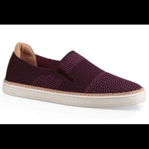 UGG | Women's Sammy Slip-On Sneaker 9 maroon color